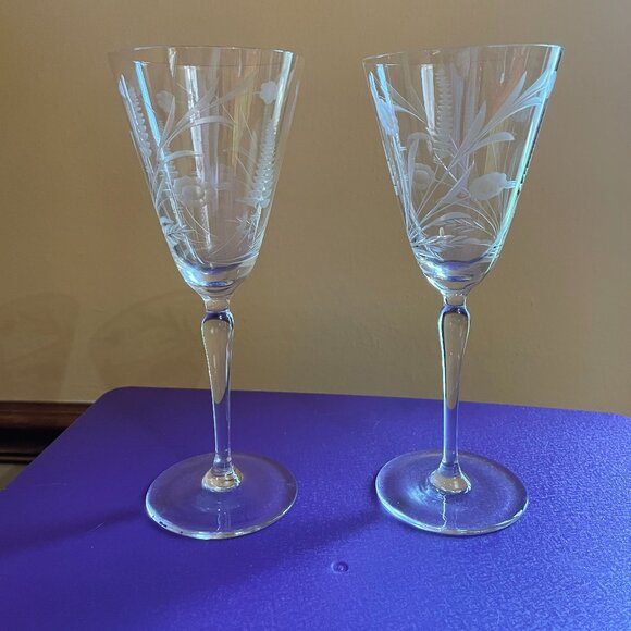 Etched glass wine or water goblets - Picture 2 of 4
